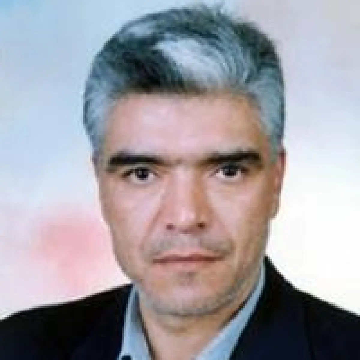 حسن مصوری نظام اباد کارشناس بینایی سنجی