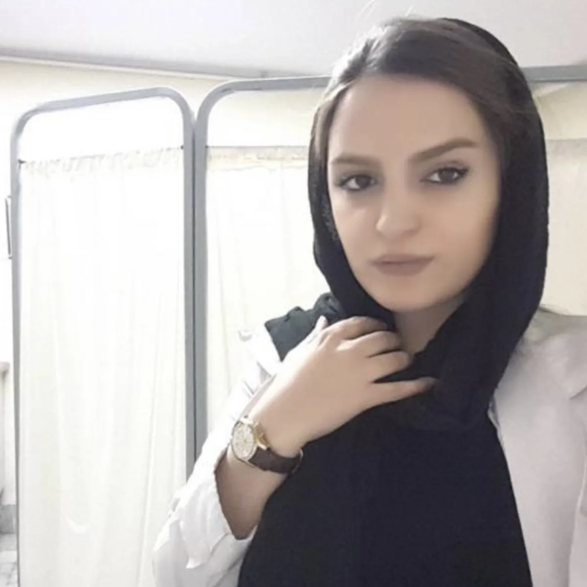 تصویر شیرین صالحی کارشناس فیزیوتراپی
