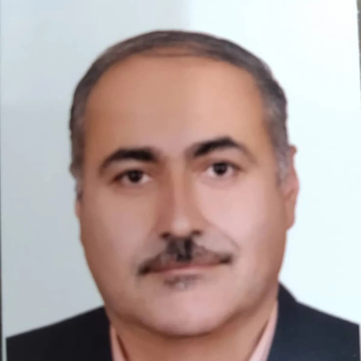 تصویر دکتر مجید میرزاحیدری دکترای فیزیوتراپی