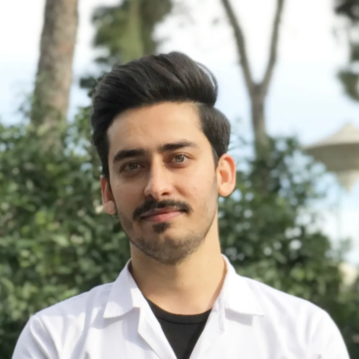 تصویر جواد حدادی کارشناس ارشد فیزیوتراپی